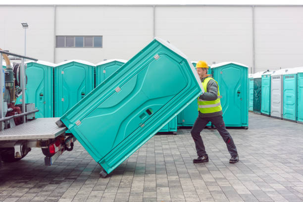 Porta potty delivery and setup in Wolfhurst, OH