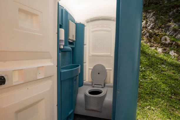 Best High-end porta potty rental  in Wolfhurst, OH