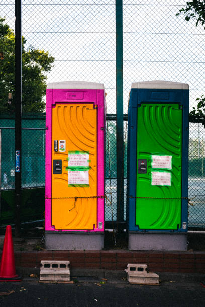 Portable Toilet Options We Offer in Wolfhurst, OH